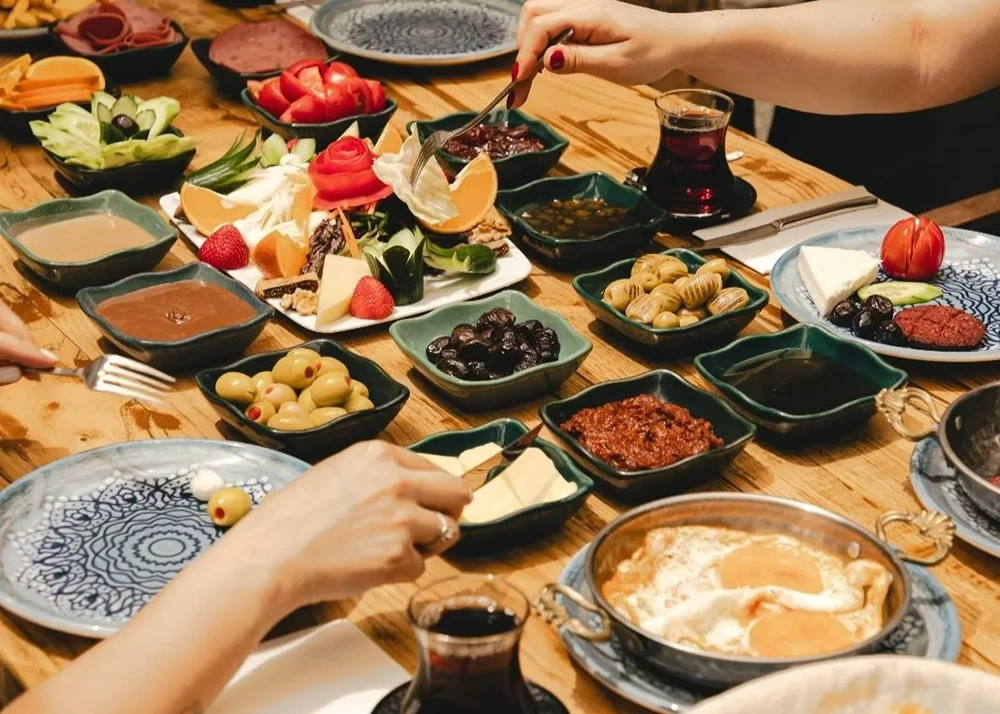 SERPME KAHVALTI (2 kişilik)